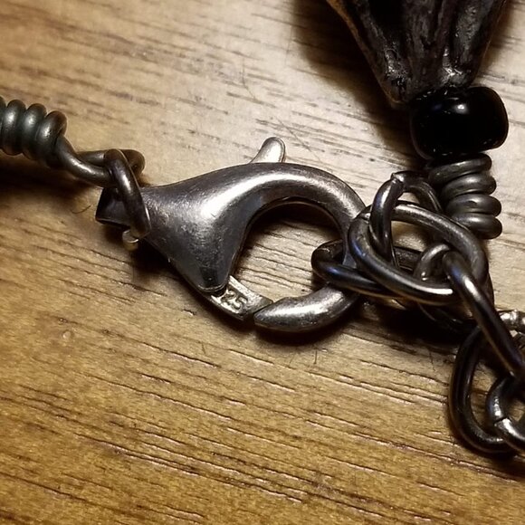 Colorful Vibrant Polished Shell Beaded Silver Bracelet Floral Encaps, Artisan - Picture 6 of 8